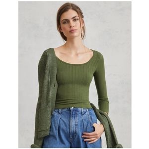 ▪︎Anthropologie▪︎Seamless Layering Top